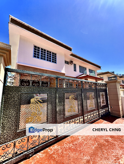 A Double-Storey Bungalow in Beverly Hills of Tanjung Bungah, Penang, Tanjung Bungah