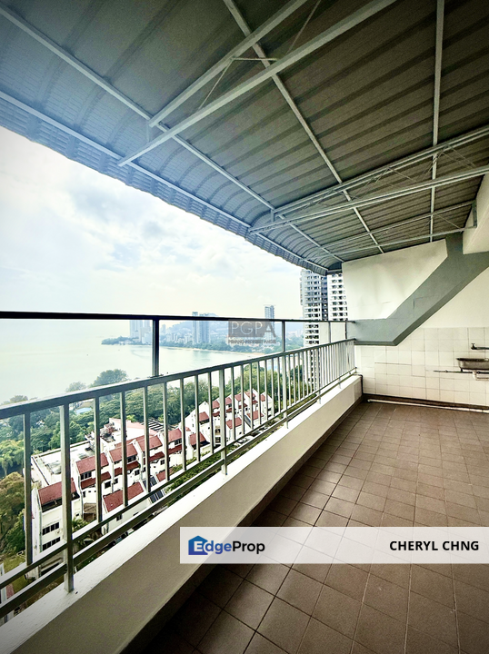 Mar Vista Duplex Condominium in Batu Ferringhi, Penang, Batu Ferringhi