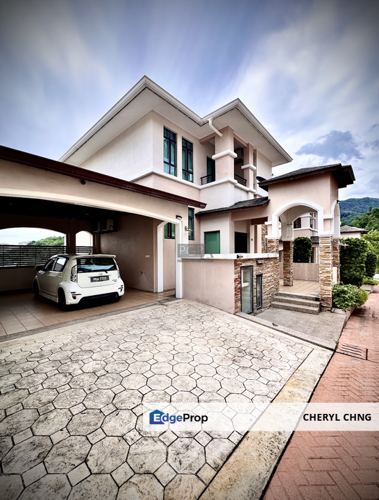 Moonlight Bay Villa (Full Sea Views, Private Lift, Level 3) in Batu Ferringhi., Penang, Batu Ferringhi