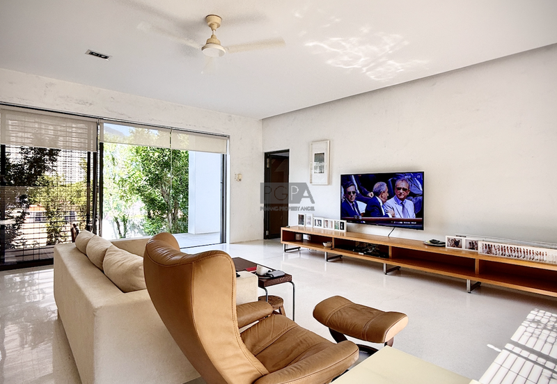 Elegant Move-In-Ready Bungalow on High Ground – Tanjung Bungah Hillside