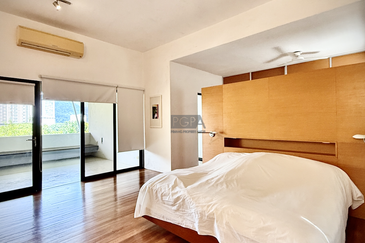 Elegant Move-In-Ready Bungalow on High Ground – Tanjung Bungah Hillside