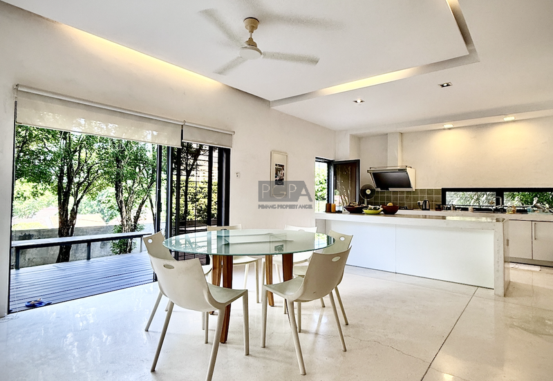 Elegant Move-In-Ready Bungalow on High Ground – Tanjung Bungah Hillside