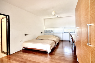 Elegant Move-In-Ready Bungalow on High Ground – Tanjung Bungah Hillside