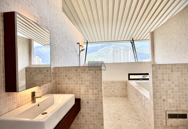 Elegant Move-In-Ready Bungalow on High Ground – Tanjung Bungah Hillside