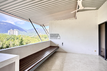 Elegant Move-In-Ready Bungalow on High Ground – Tanjung Bungah Hillside