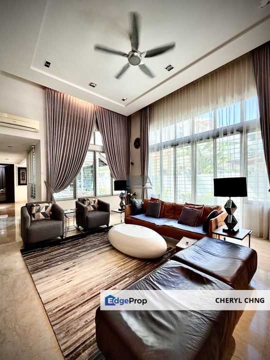 End-Lot Three-Storey Semi-Detached House in Pulau Tikus., Penang, Pulau Tikus