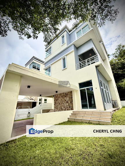 Sea-View Bungalow in Ferringhi Heights Gated Community, Penang, Batu Ferringhi