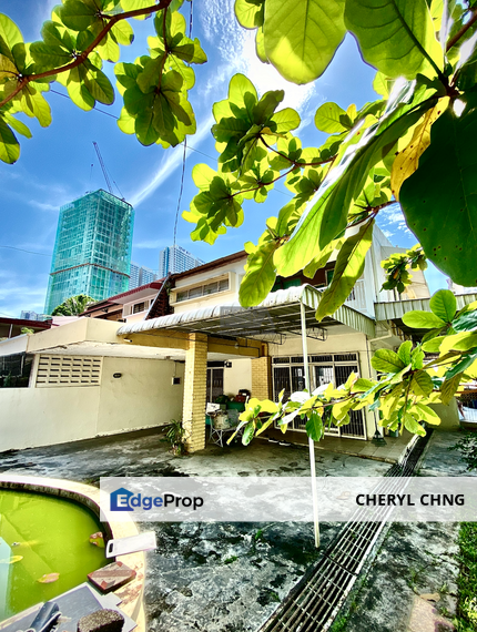 Semi-Detached Property on Lorong Batu Bukit 2 in Tanjong Tokong, Penang, Tanjung Tokong