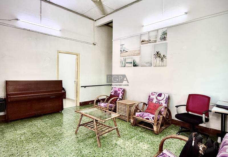 Single-Storey Semi-Detached House in Pulau Tikus