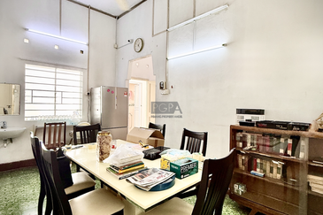 Single-Storey Semi-Detached House in Pulau Tikus