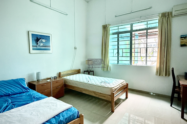 Single-Storey Semi-Detached House in Pulau Tikus