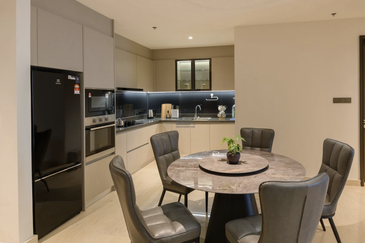 Luxury Seaview Residence at Marriott Residences, Gurney Drive