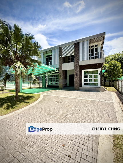 Charming Double-Storey Bungalow in Jesselton Heights., Penang, Georgetown