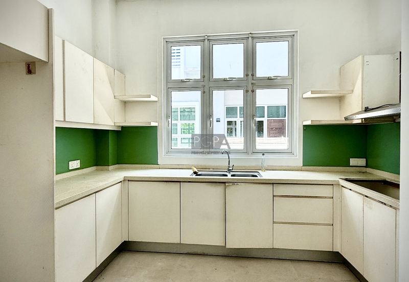 Charming Double-Storey Bungalow in Jesselton Heights.