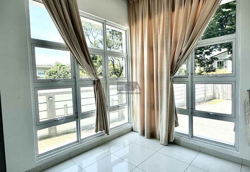 Charming Double-Storey Bungalow in Jesselton Heights.