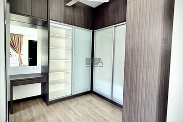 Charming Double-Storey Bungalow in Jesselton Heights.