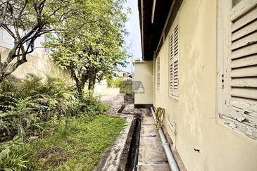 Colonial Mansion on Expansive Grounds, Peel Avenue, Pulau Tikus.