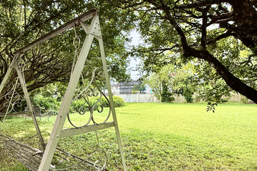 Colonial Mansion on Expansive Grounds, Peel Avenue, Pulau Tikus.