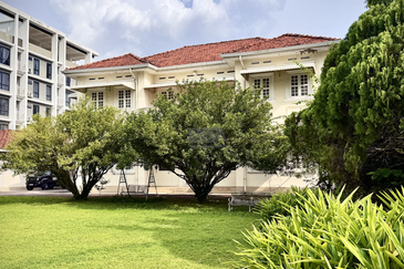 Colonial Mansion on Expansive Grounds, Peel Avenue, Pulau Tikus.