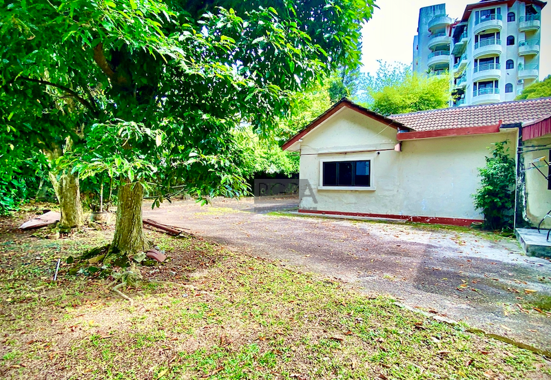 A CORNER Single-Storey Bungalow on Jalan Bunga Kaca Piring in Tanjung Bungah