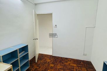 Ferringhi Delima Condominium