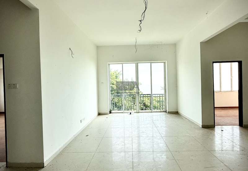 Seaview Bungalow in the Hilltop Villas, Batu Ferringhi.