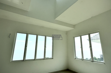 Seaview Bungalow in the Hilltop Villas, Batu Ferringhi.