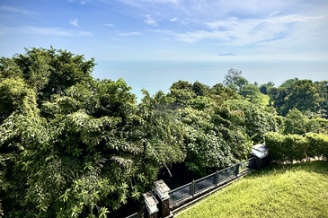 Seaview Bungalow in the Hilltop Villas, Batu Ferringhi.