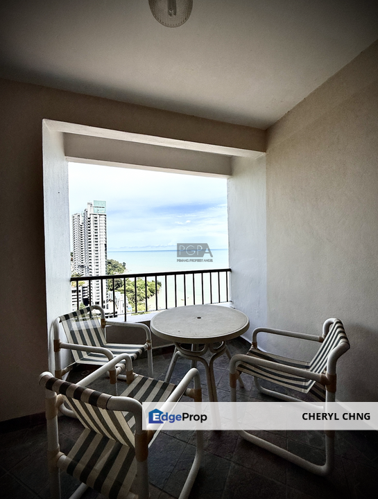 Miami Green Single-Floor Penthouse in Batu Ferringhi (Block D), Penang, Batu Ferringhi
