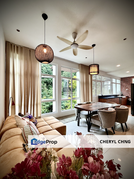 An Elegant Remodeled Home at Ferringhi Residence Condominium, Batu Ferringhi., Penang, Batu Ferringhi