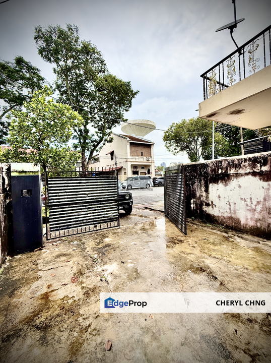 Double-Storey Art Deco Terraced House on Jalan York in George Town, Penang, Georgetown