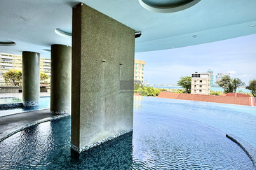 H Residence (One Ritz Residence)