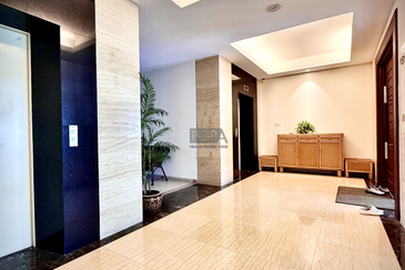 H Residence (One Ritz Residence)