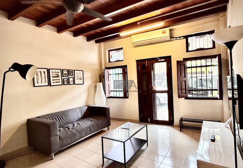 Charming Refurbished Heritage Shophouse on Ceylon Lane, George Town