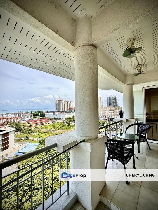 Top-Floor Penthouse with Stunning Views at Costa Villa Condominium, Tanjung Bungah, Penang, Tanjung Tokong
