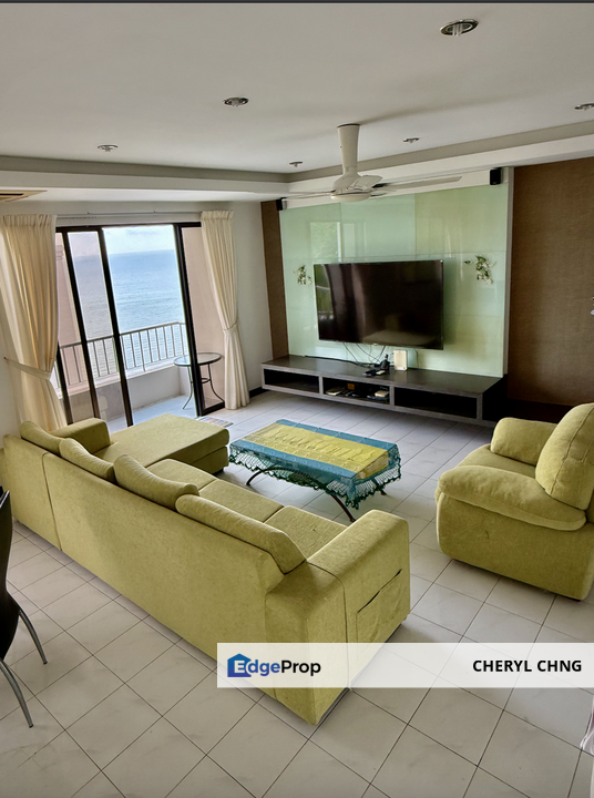 Sea View Duplex Penthouse at Miami Green, Batu Ferringhi., Penang, Batu Ferringhi