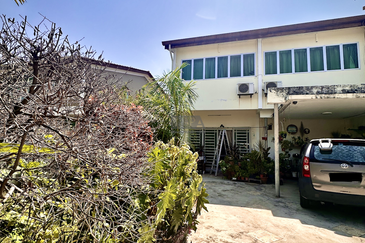 Double-Storey Semi-Detached House in Pulau Tikus