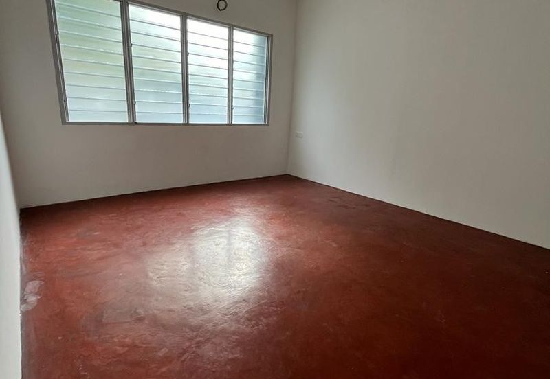 A Single-Storey Semi-D on Jalan Lembah Permai in Tanjung Bungah