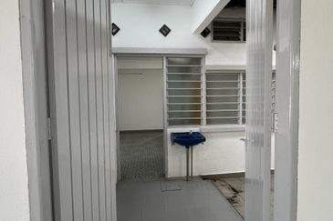 A Single-Storey Semi-D on Jalan Lembah Permai in Tanjung Bungah