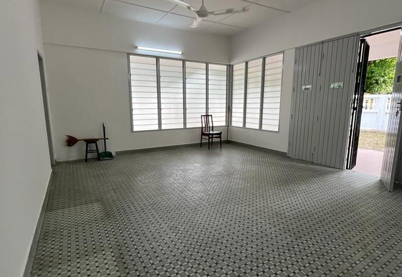 A Single-Storey Semi-D on Jalan Lembah Permai in Tanjung Bungah