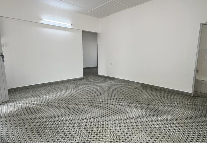 A Single-Storey Semi-D on Jalan Lembah Permai in Tanjung Bungah