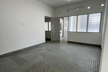 A Single-Storey Semi-D on Jalan Lembah Permai in Tanjung Bungah