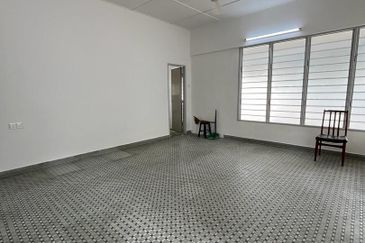 A Single-Storey Semi-D on Jalan Lembah Permai in Tanjung Bungah