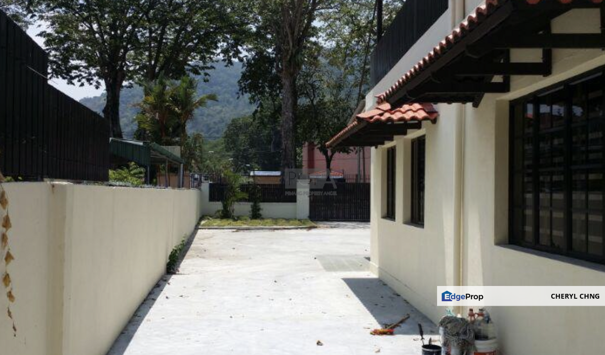 Double-Storey Bungalow on Jalan Utama, Pulau Tikus, Penang, Georgetown