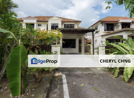 Charming Double-Storey Semi-Detached House in Batu Ferringhi, Penang, Batu Ferringhi