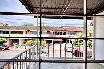 Double-Storey Terraced House in Tanjung Bungah