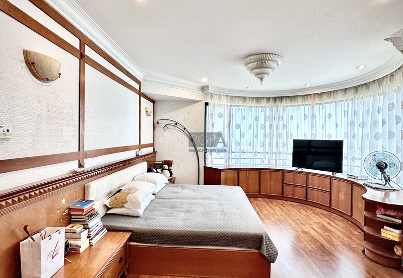 Silverton Condominium (Menara Perak)