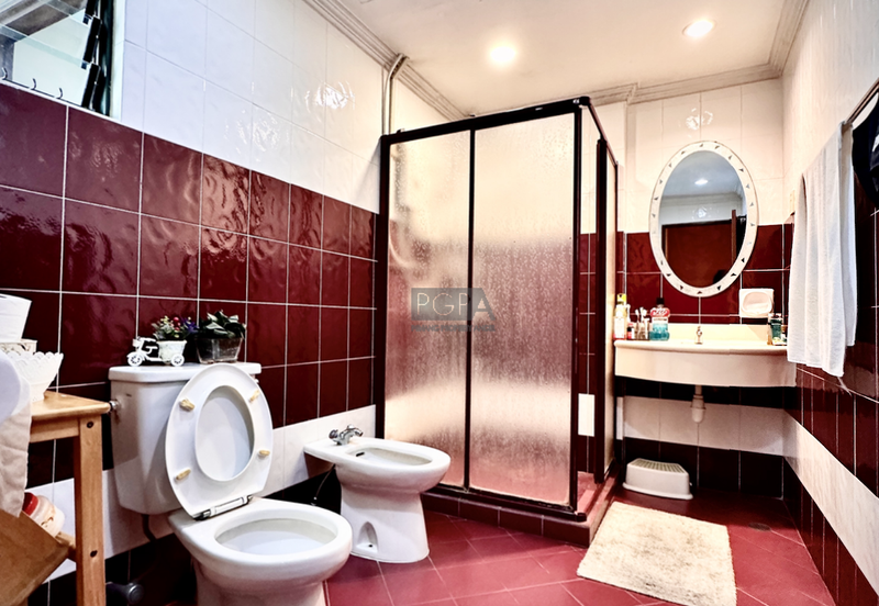 Silverton Condominium (Menara Perak)