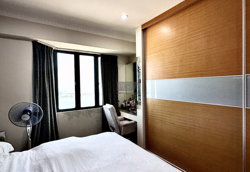 Silverton Condominium (Menara Perak)