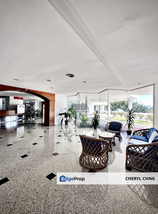 Fire-sale: Marina Tower Condominium in Ratu Mutiara, Tanjung Bungah, Penang, Tanjung Bungah